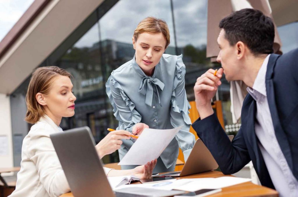 חברת תקשורת